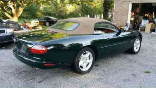 Jaguar XK8 (1998)