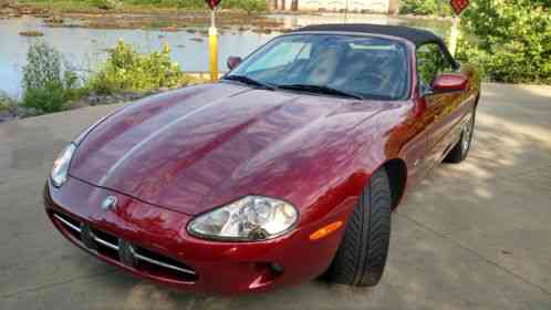 Jaguar XK8 (1999)