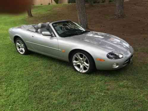 Jaguar XK8 (2003)