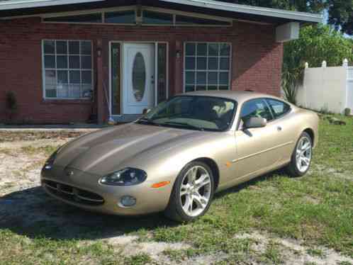 Jaguar XK8 (2003)