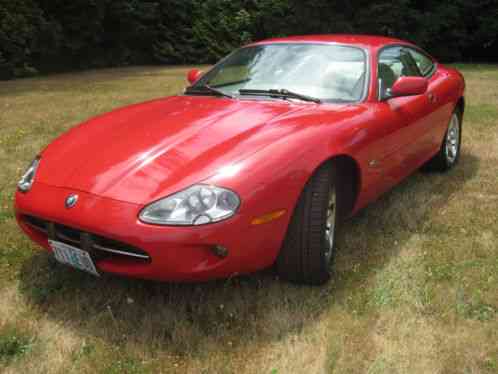 Jaguar XK8 (1999)