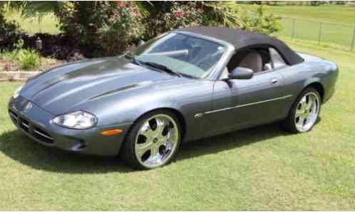 2000 Jaguar XK8