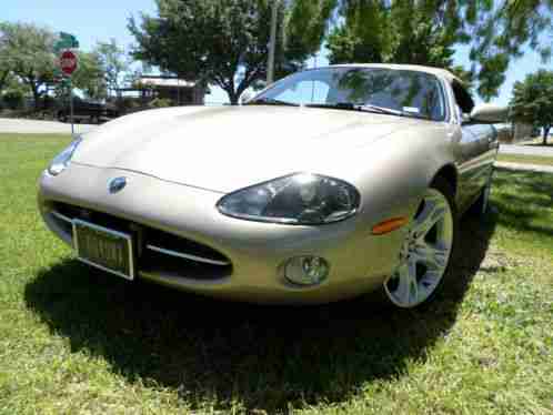 2003 Jaguar XK8 Luxury Performance Convertible