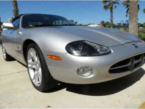 Jaguar XK8 XK8 CONV (2004)