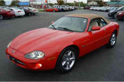 Jaguar XK8 XK8 Convertible Jaguar (1999)