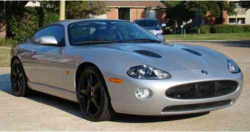 Jaguar XKR (2006)