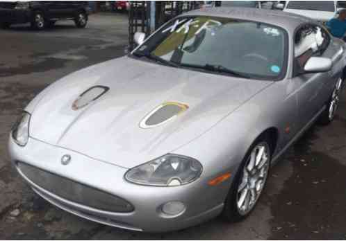 Jaguar XKR (2006)