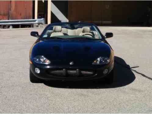 2004 Jaguar XKR CONVERTIBLE