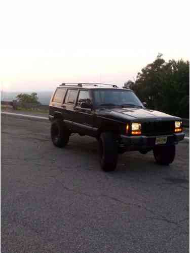 Jeep Cherokee (1999)