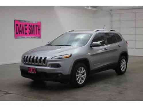 Jeep Cherokee FWD 4dr Latitude (2016)