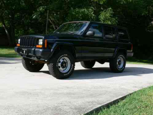 Jeep Cherokee Police Package (2001)