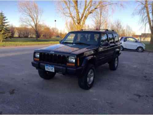 Jeep Cherokee (1999)