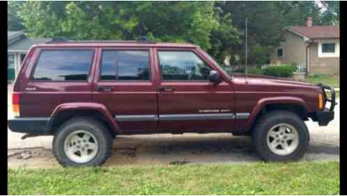 Jeep Cherokee (2001)