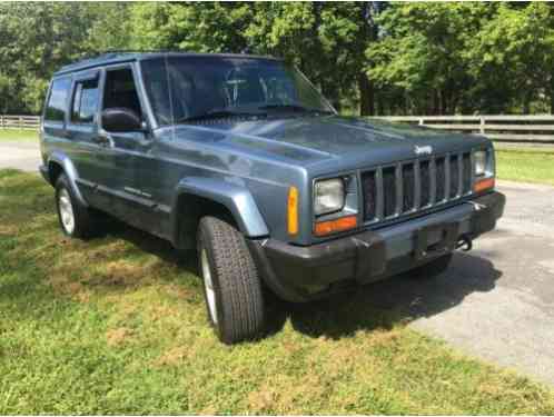 Jeep Cherokee (1999)