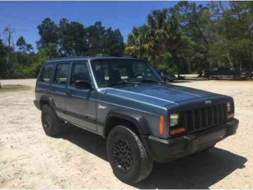 Jeep Cherokee XJ (2000)