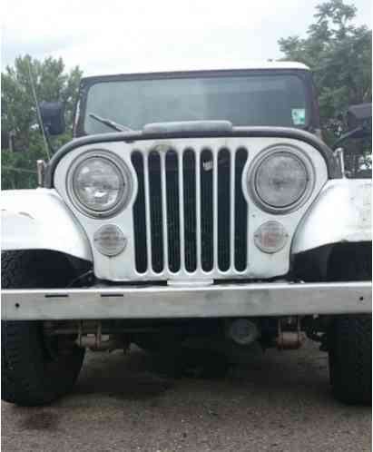 Jeep CJ (1985)