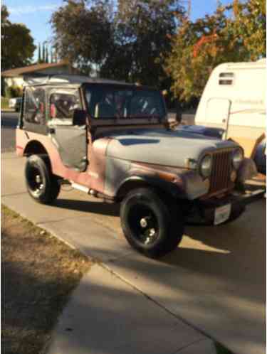 Jeep CJ (1972)