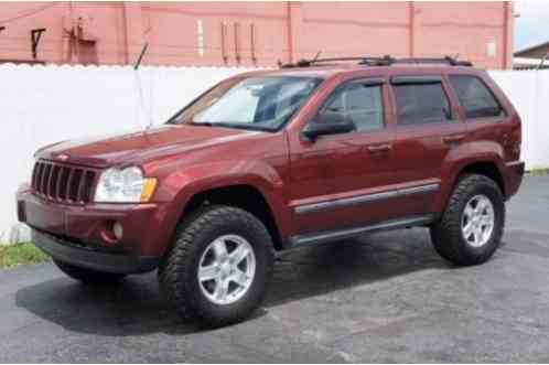 Jeep Grand Cherokee Laredo (2007)