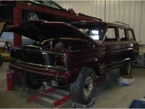 1985 Jeep Grand Wagoneer