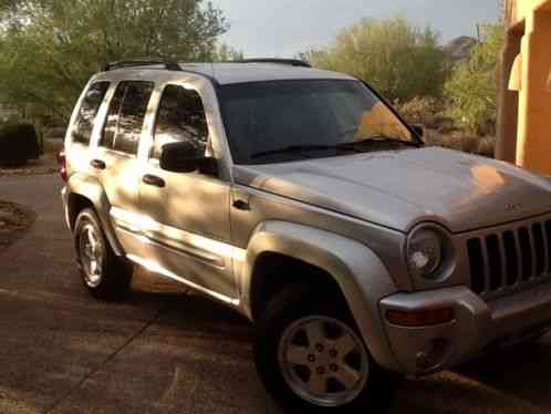 Jeep Liberty (2004)