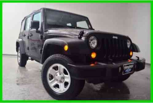 Jeep Wrangler 4DR 4WD (2013)