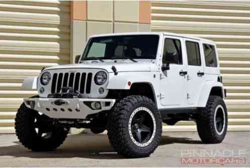 Jeep Wrangler Sahara (2016)