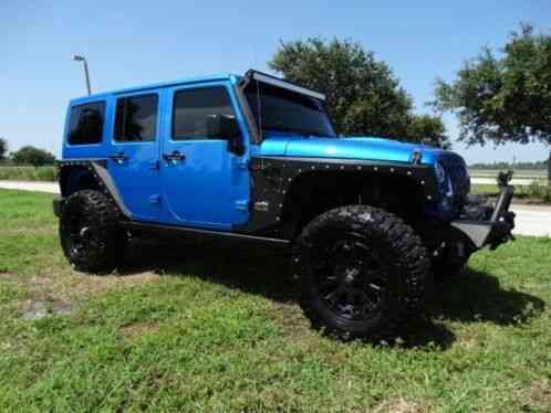 2014 Jeep Wrangler SAHARA POLAR EDITION 4x4