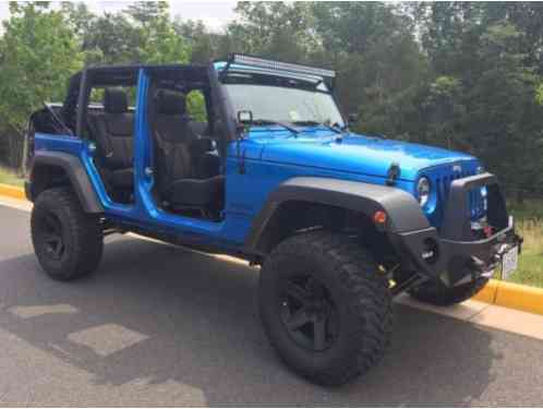 Jeep Wrangler Unlimited Sport 4x4 (2015)