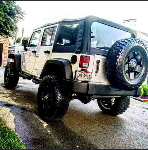 Jeep Wrangler (2015)