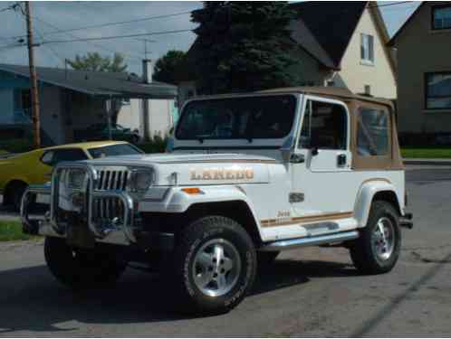 Jeep: Wrangler WRANGLER YJ LAREDO