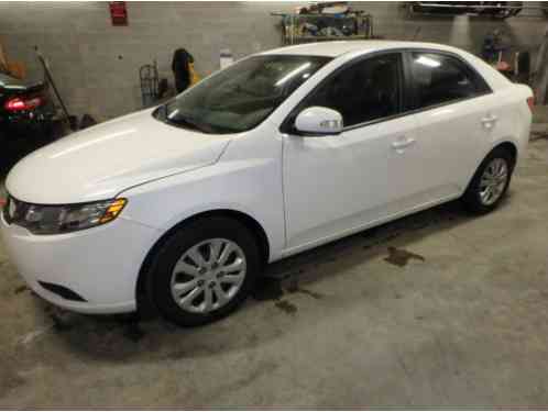 Kia Forte (2010)