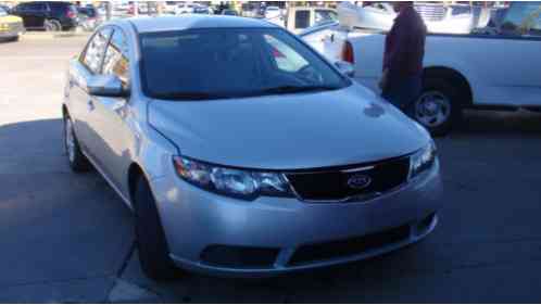 Kia Forte (2012)