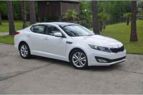 Kia Optima EX (2012)