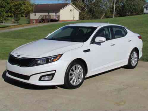 Kia Optima LX (2015)