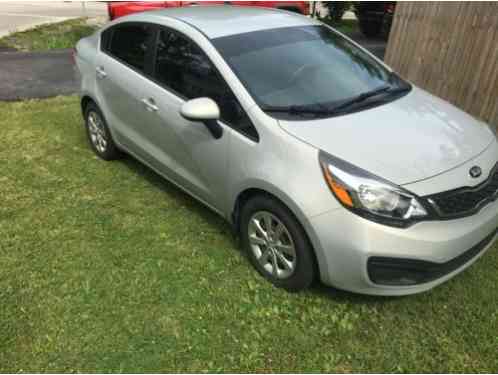 Kia Rio (2013)