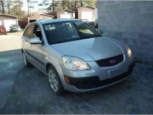 Kia Rio (2007)