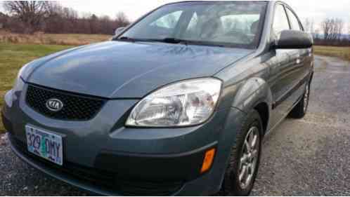 Kia Rio (2007)