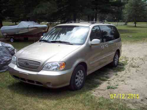 Kia Sedona 4dr Automatic LX (2005)