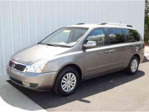 Kia Sedona (2011)