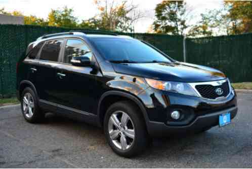 Kia Sorento EX (2012)