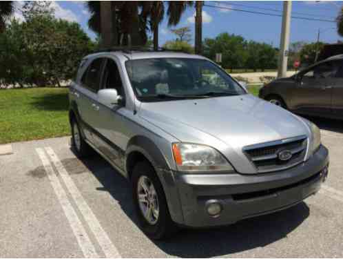 2004 Kia Sorento LX