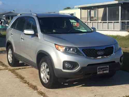 Kia Sorento SE (2011)