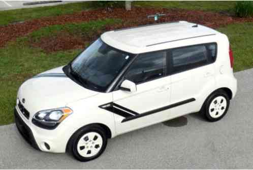 Kia Soul CERTIFIED CARFAX 1 OWNER (2012)