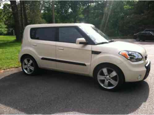 Kia Soul Exclaim (2010)