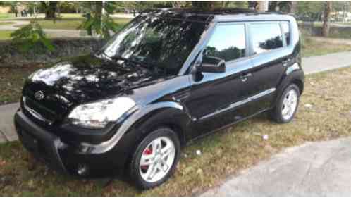 Kia Soul Plus (2011)