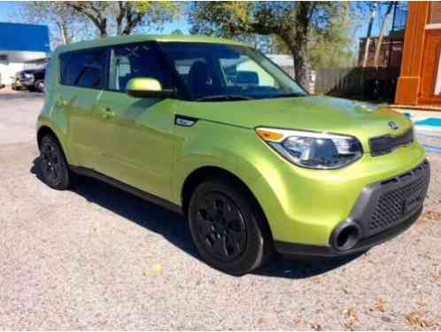 Kia Soul Soul Hatchback (2015)