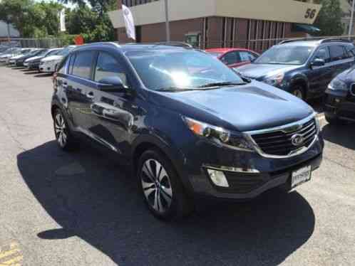 Kia Sportage EX (2013)