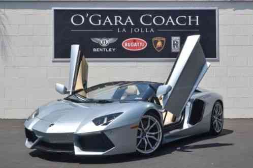 Lamborghini Aventador 2dr (2014)