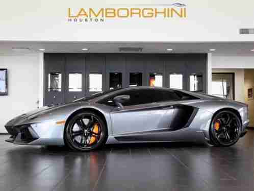 Lamborghini Aventador (2012)