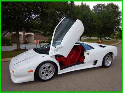 1991 Lamborghini Diablo 1991 Lamborghini Diablo Coupe White 7k Miles!!